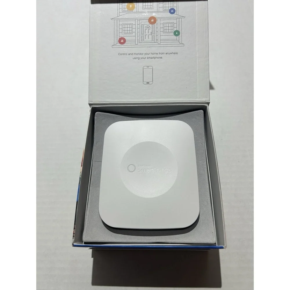 Samsung SmartThings Hub STH-ETH-250 Smart Home Hub (2nd Generation)
